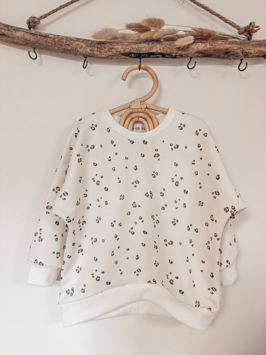 Oversize Sweater Leo Love