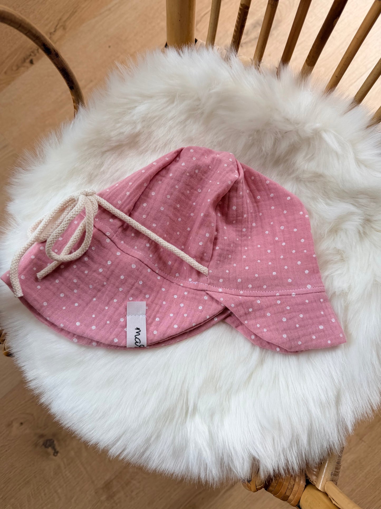 Sonnenhut Musselin Rose Dots