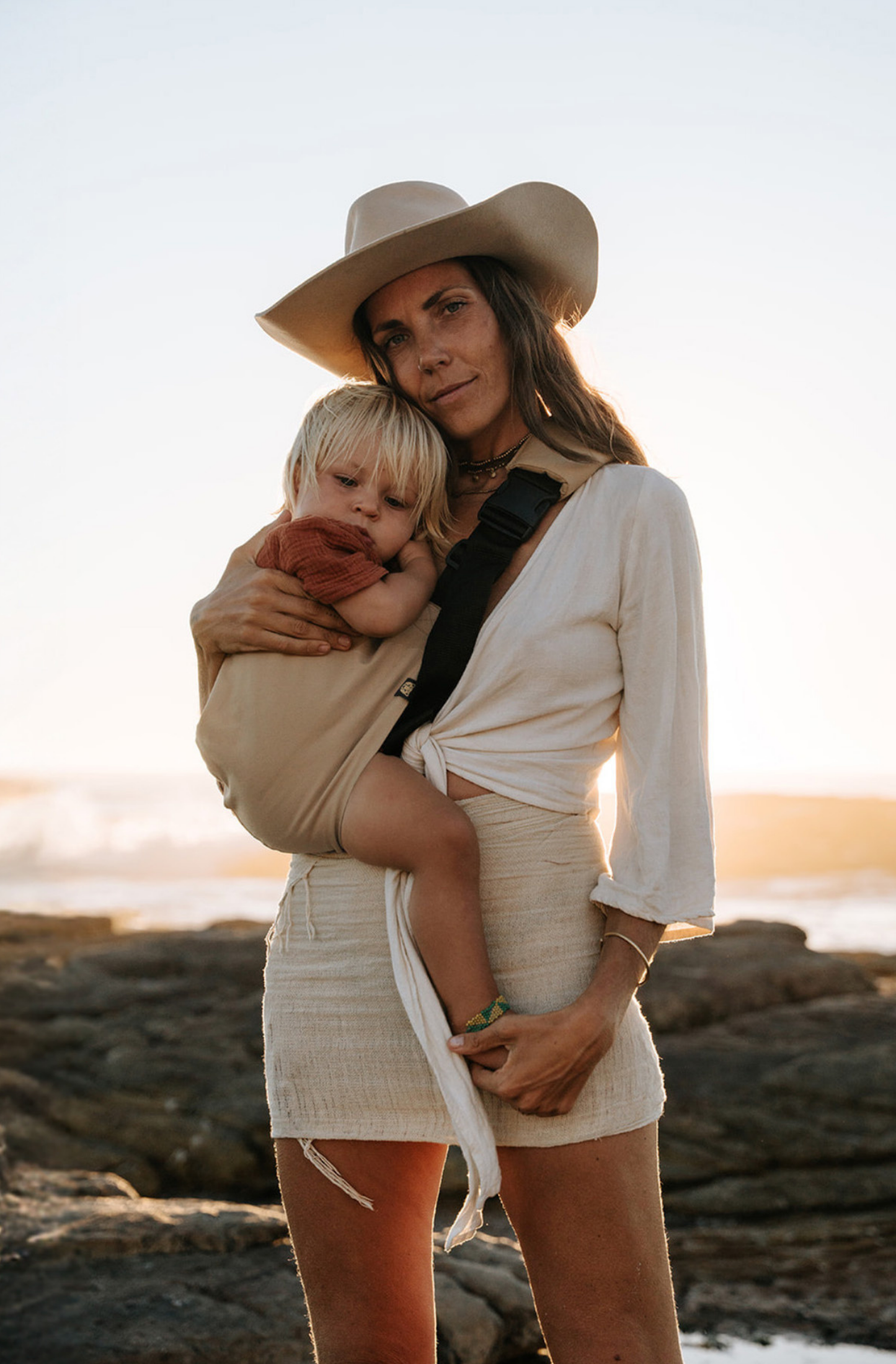 Wildride Toddler Carrier Beige