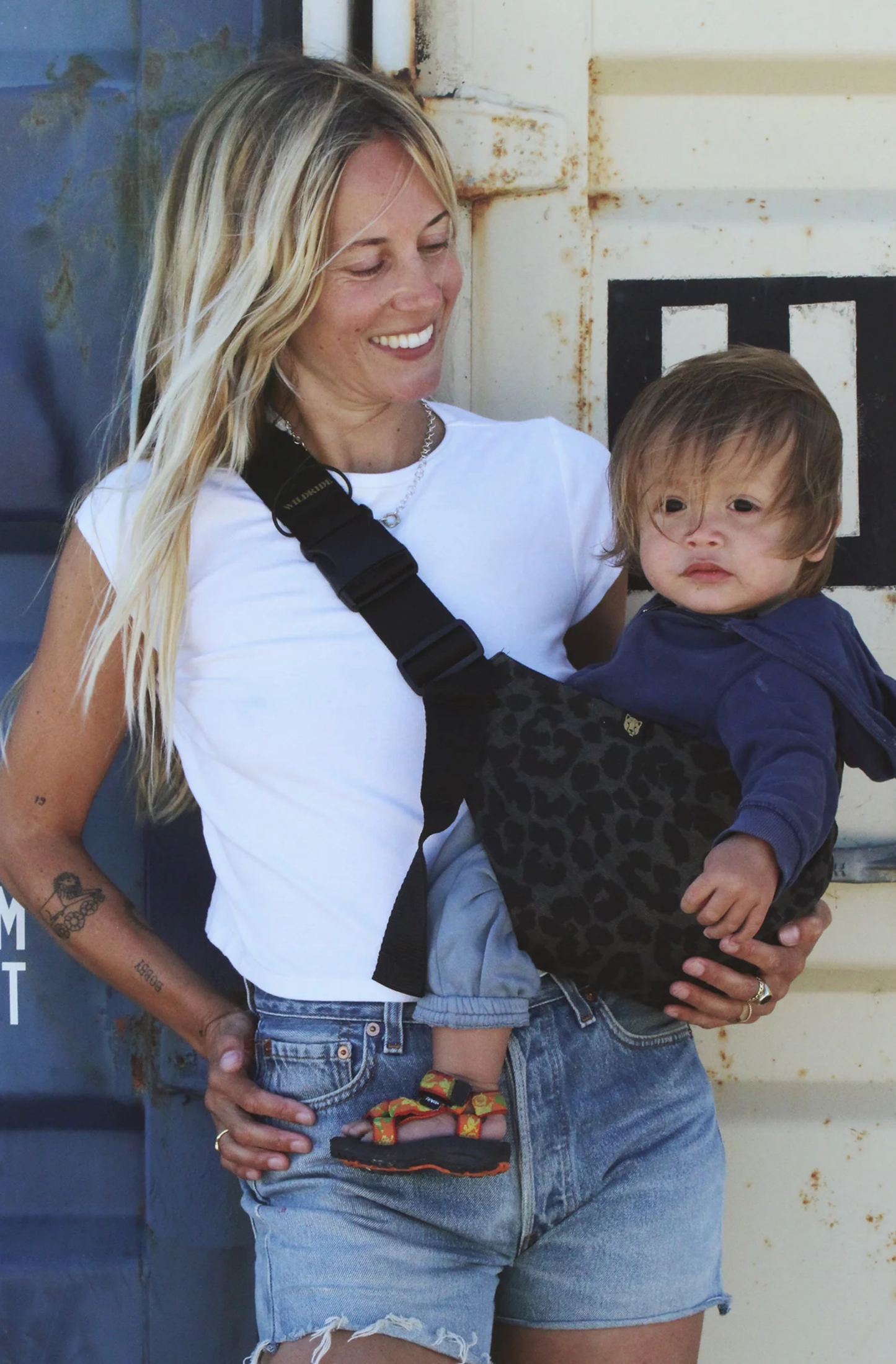 Wildride Toddler Carrier Leo Grey