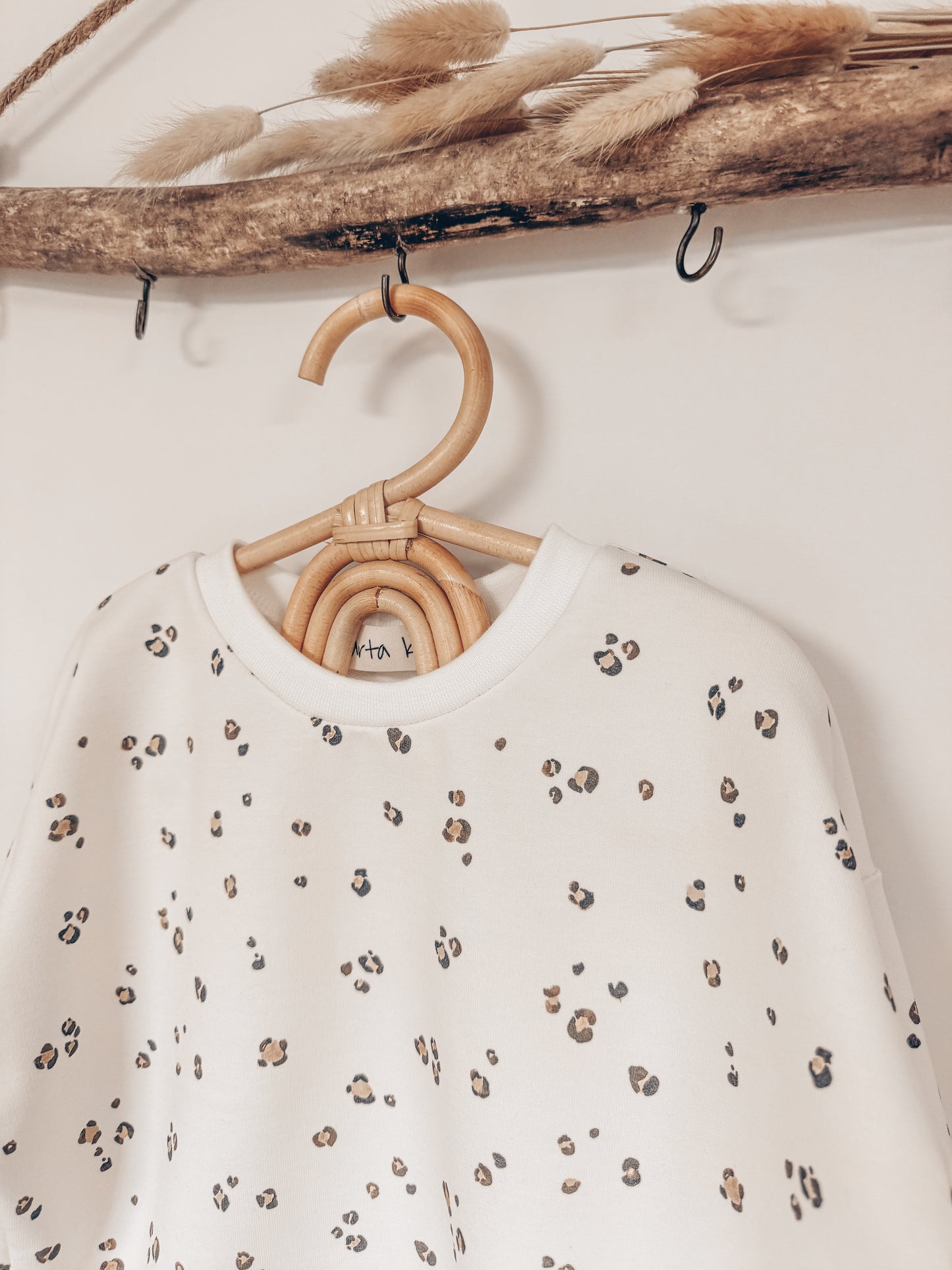 Oversize Sweater Leo Love