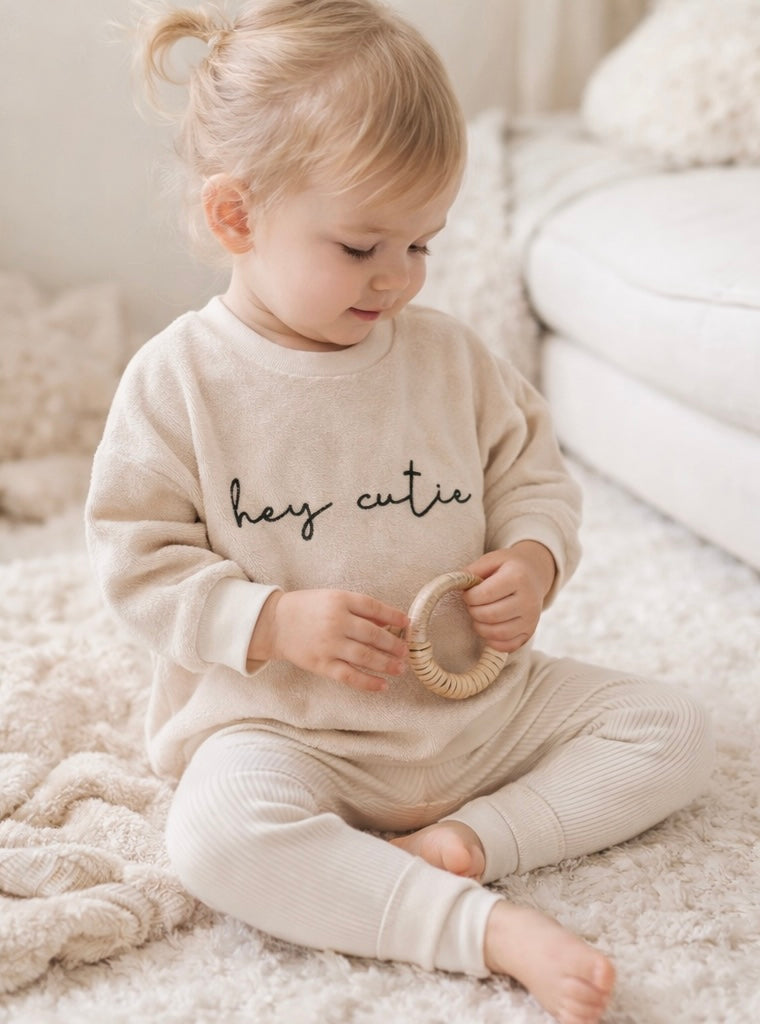 Hey Cutie Frottee Sweater Creme