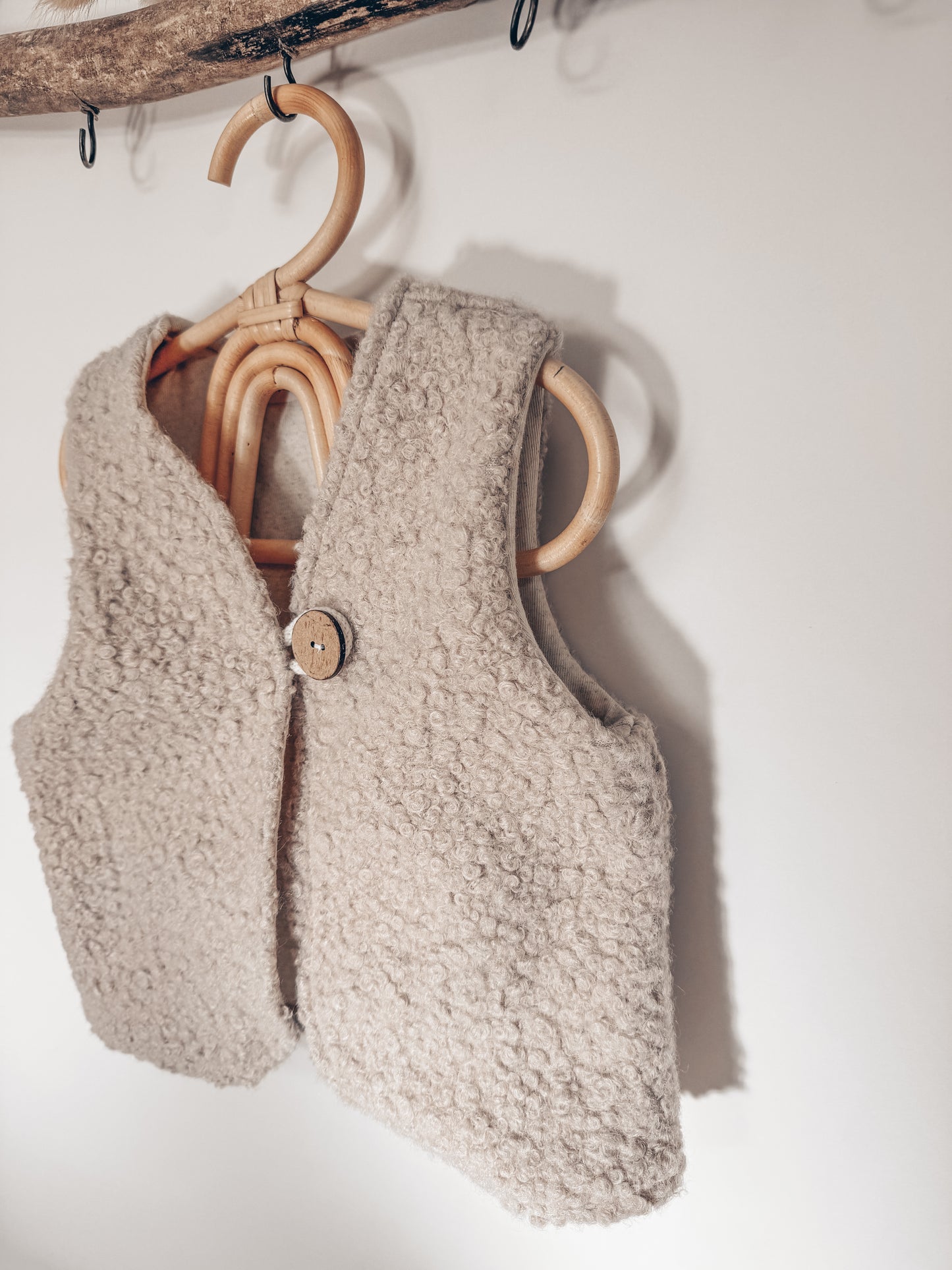 Bouclé Weste Sand