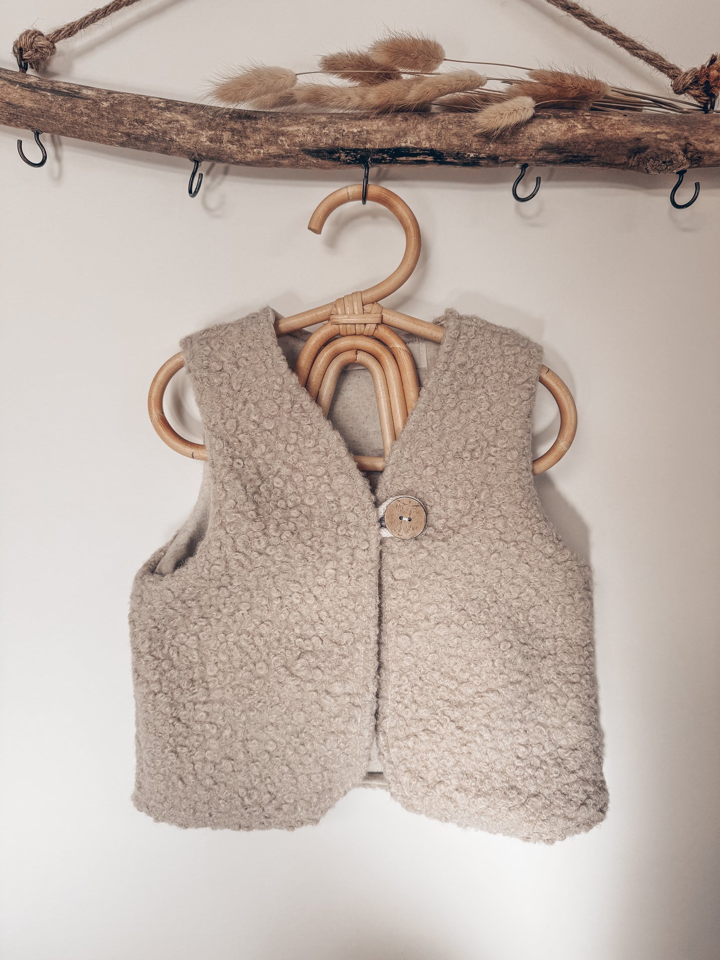 Bouclé Weste Sand