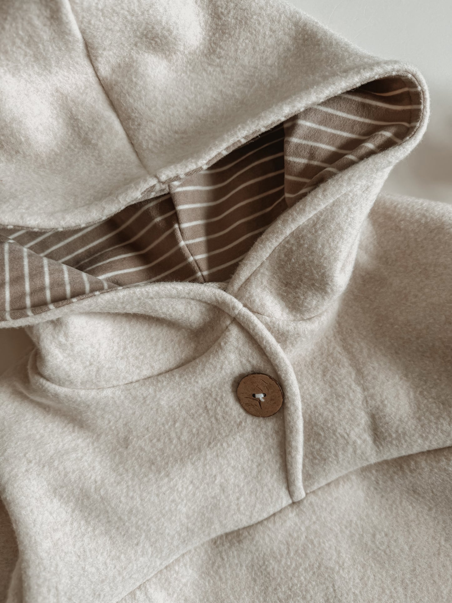 Outdoor Hoodie Bio Baumwollfleece Macadamia